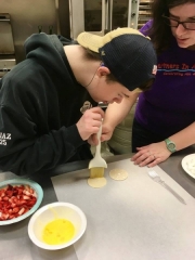 28661229_1687564717969618_1729428678314308936_n